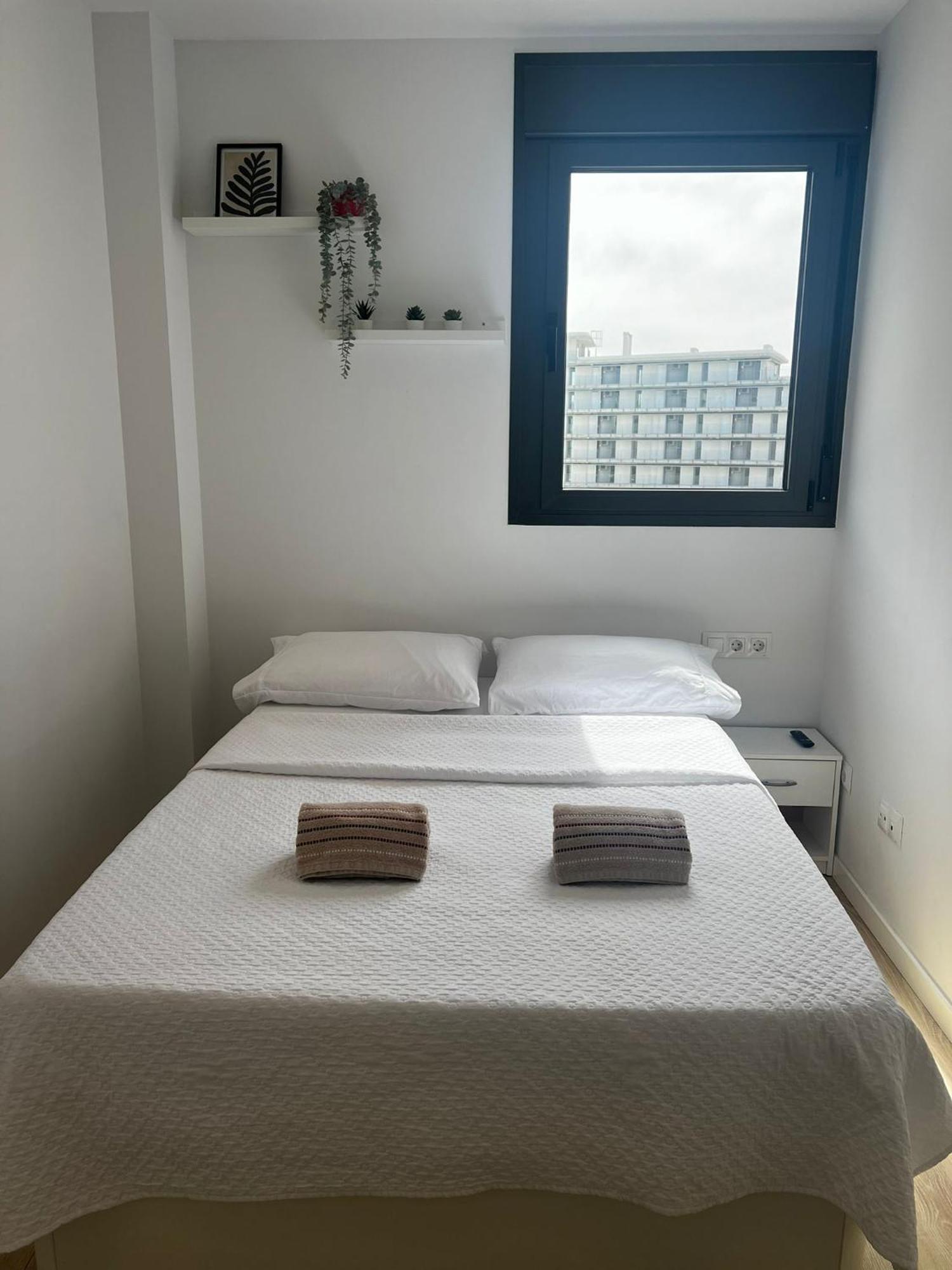 Confortable Habitacion Doble - 2 Sant Adria de Besos Dış mekan fotoğraf